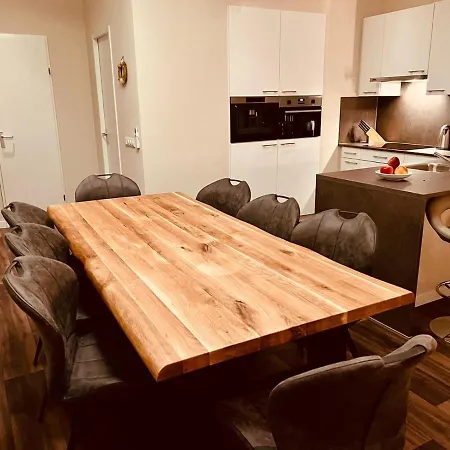 Schwimmendes Haus Luette *