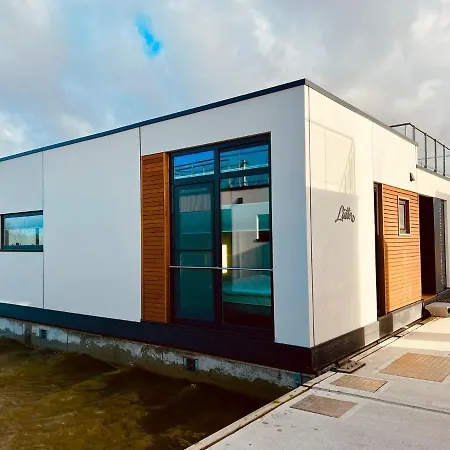 Schwimmendes Haus Luette Holiday home *